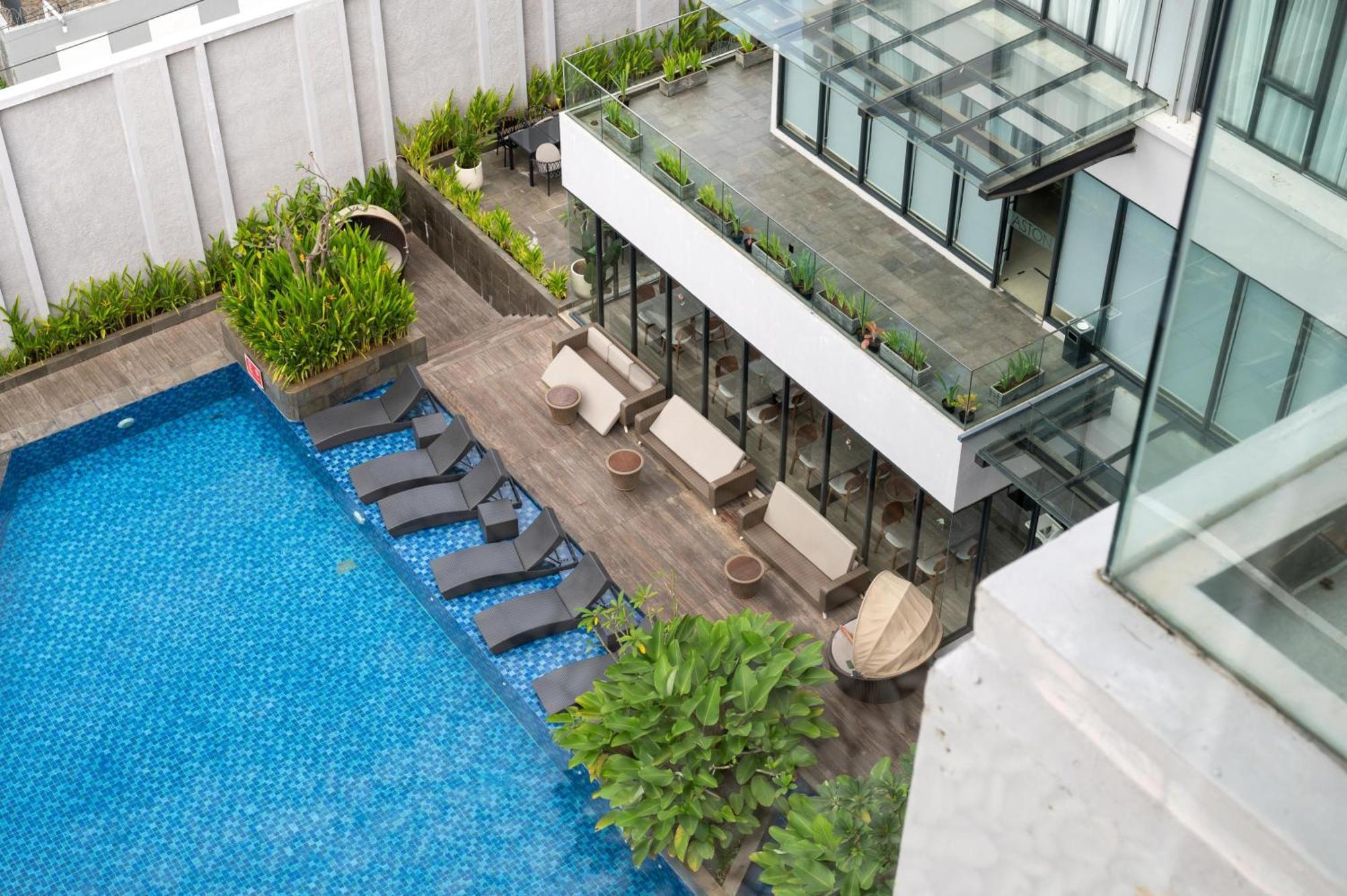 Aston Sorong Hotel & Conference Center Exterior photo